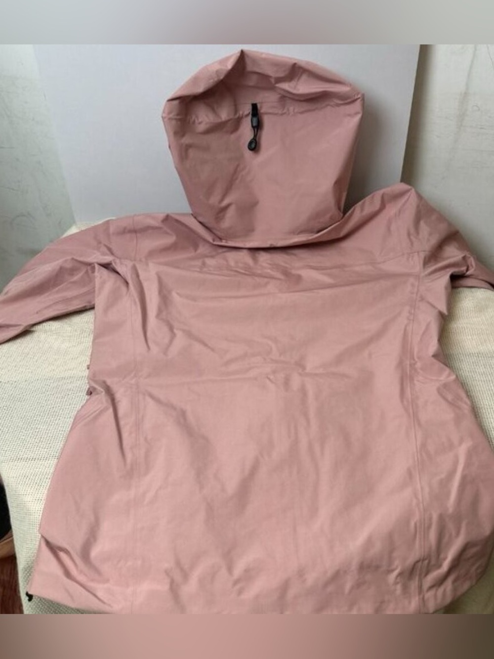 Arcteryx Women's Solid Color Casual Sports Hooded Hard Shell Jacket - Picture 4 of 7
